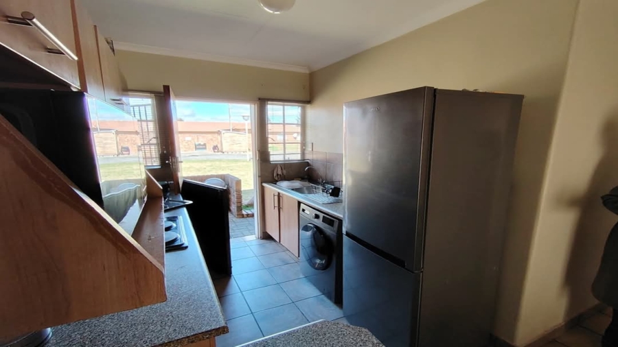 2 Bedroom Property for Sale in Vaalpark Free State